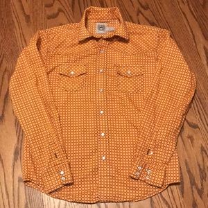 Cinch flashy snap shirt.